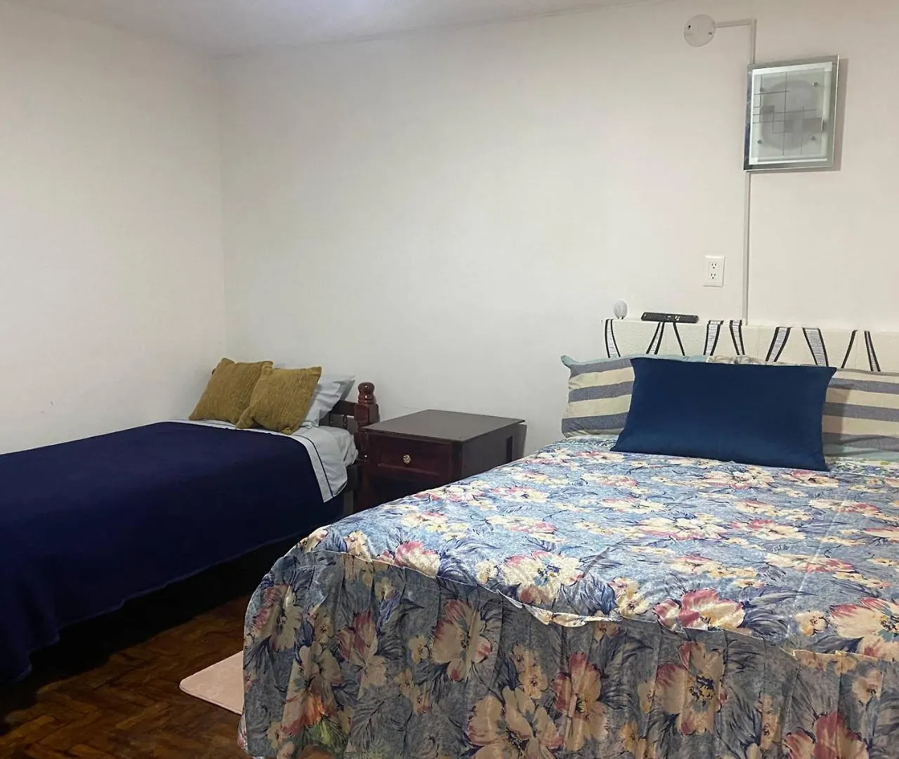 Calu L' Petit Hostel كويتو 0*,